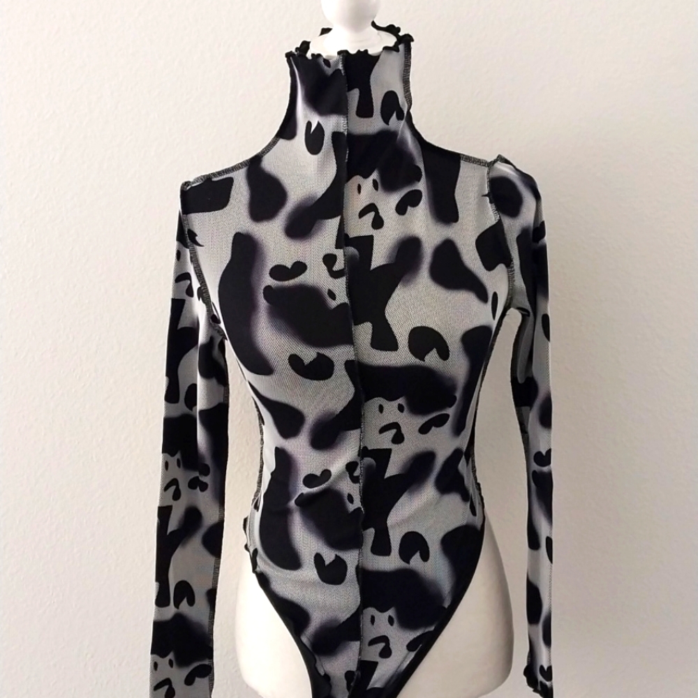 Women's Longsleeved Black and White Ghost Bodysuit size XS